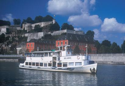 Dinant - Namur - croisière - bateau - Meuse - province de Namur